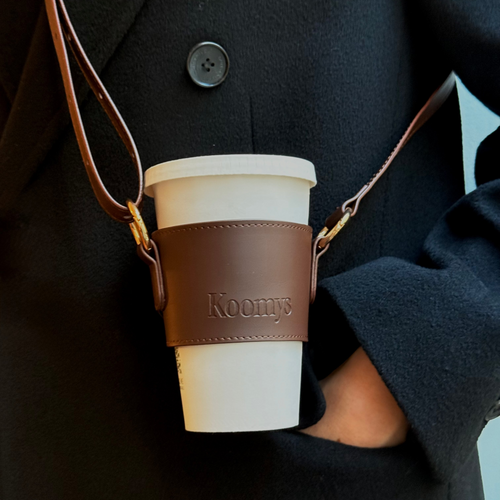 Sac pour boisson a emporter koomys marron permettant de garder sa boisson en ayant les mains libres 