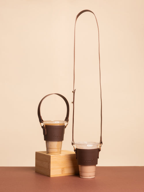 Porte-gobelet KOOMYS en cuir vegan marron pour café à emporter